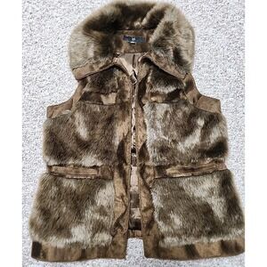 RLZ Brown Faux Fur Vest Size Medium Eye & Hook Closure